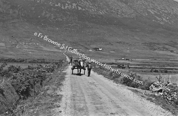 KEEL SLIEVEMORE ROAD GROUP IN CART